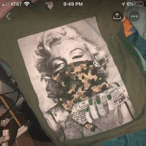 Marilyn Monroe shirt